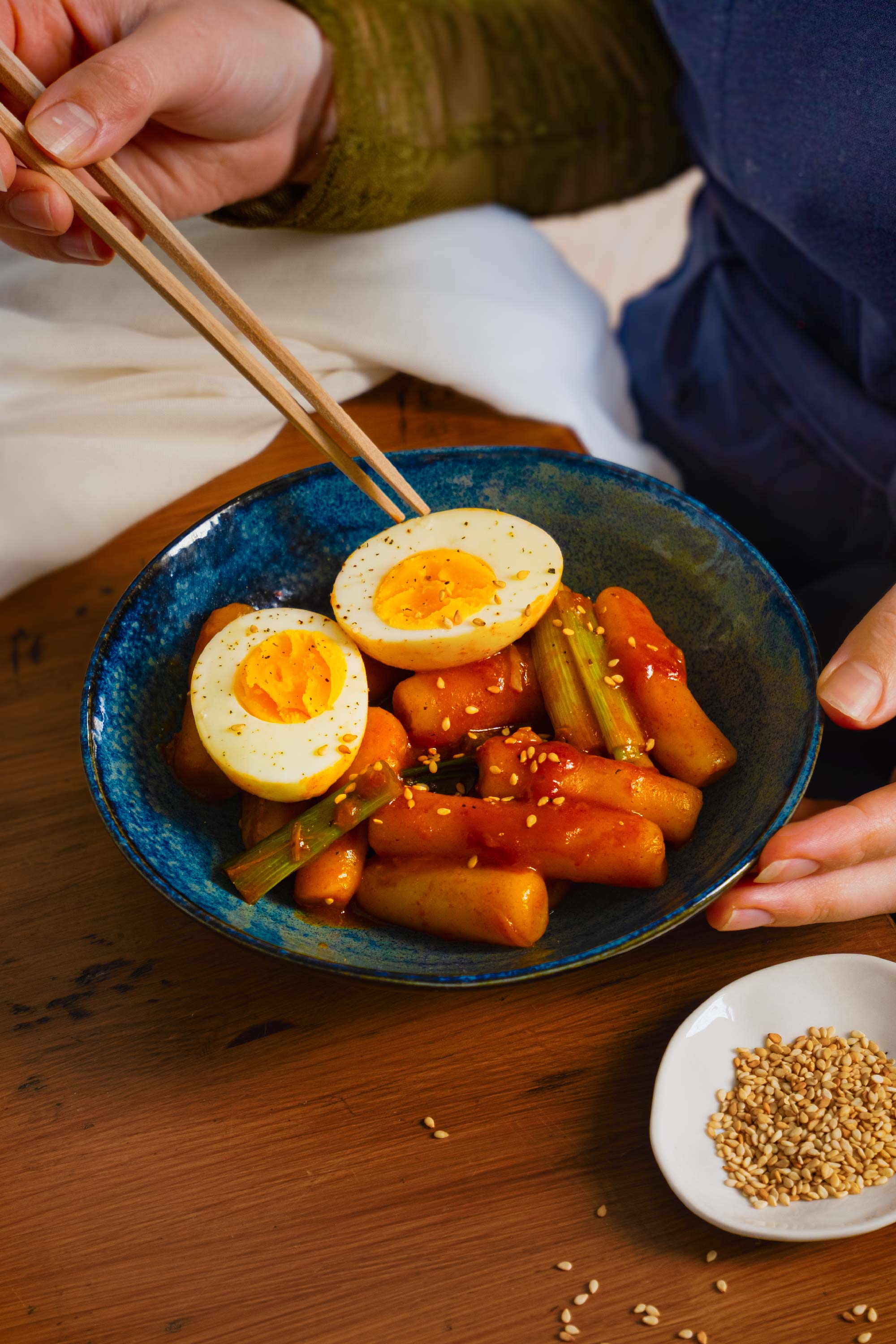 Tteokbokki maison : Gâteaux de riz coréens à la sauce épicée